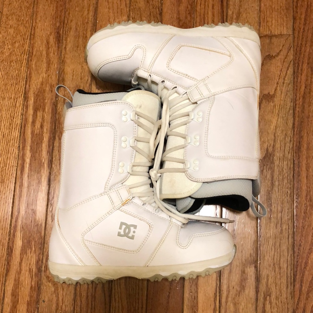 Snowboard Boots
